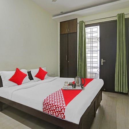 Hotel O Mahadev Guest House Gurgaon Exterior foto