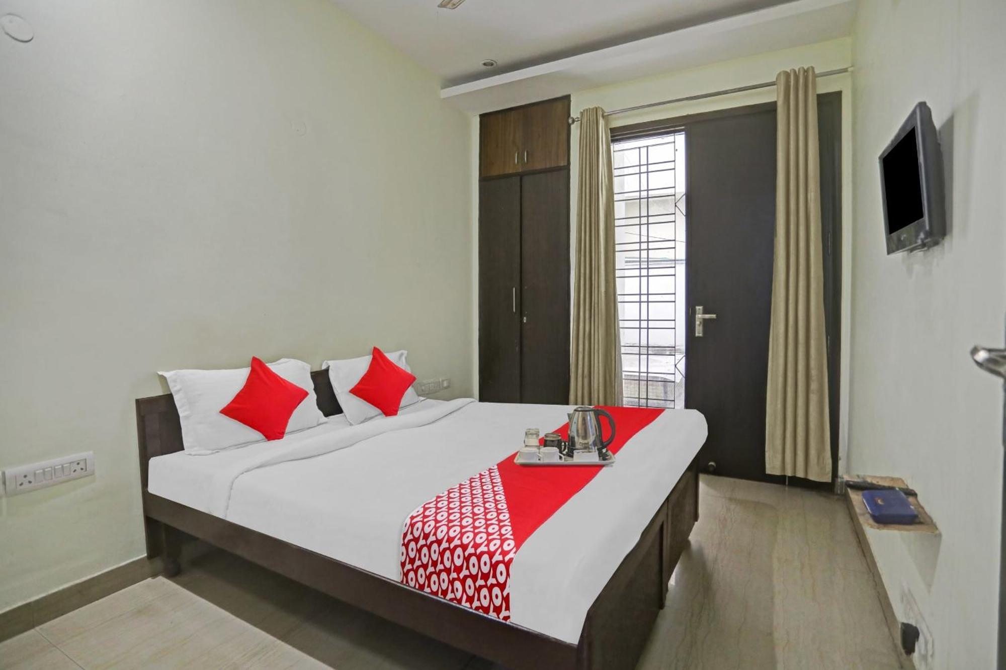 Hotel O Mahadev Guest House Gurgaon Exterior foto