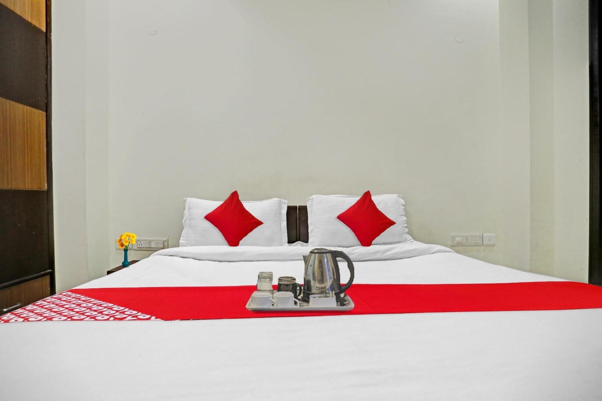 Hotel O Mahadev Guest House Gurgaon Exterior foto